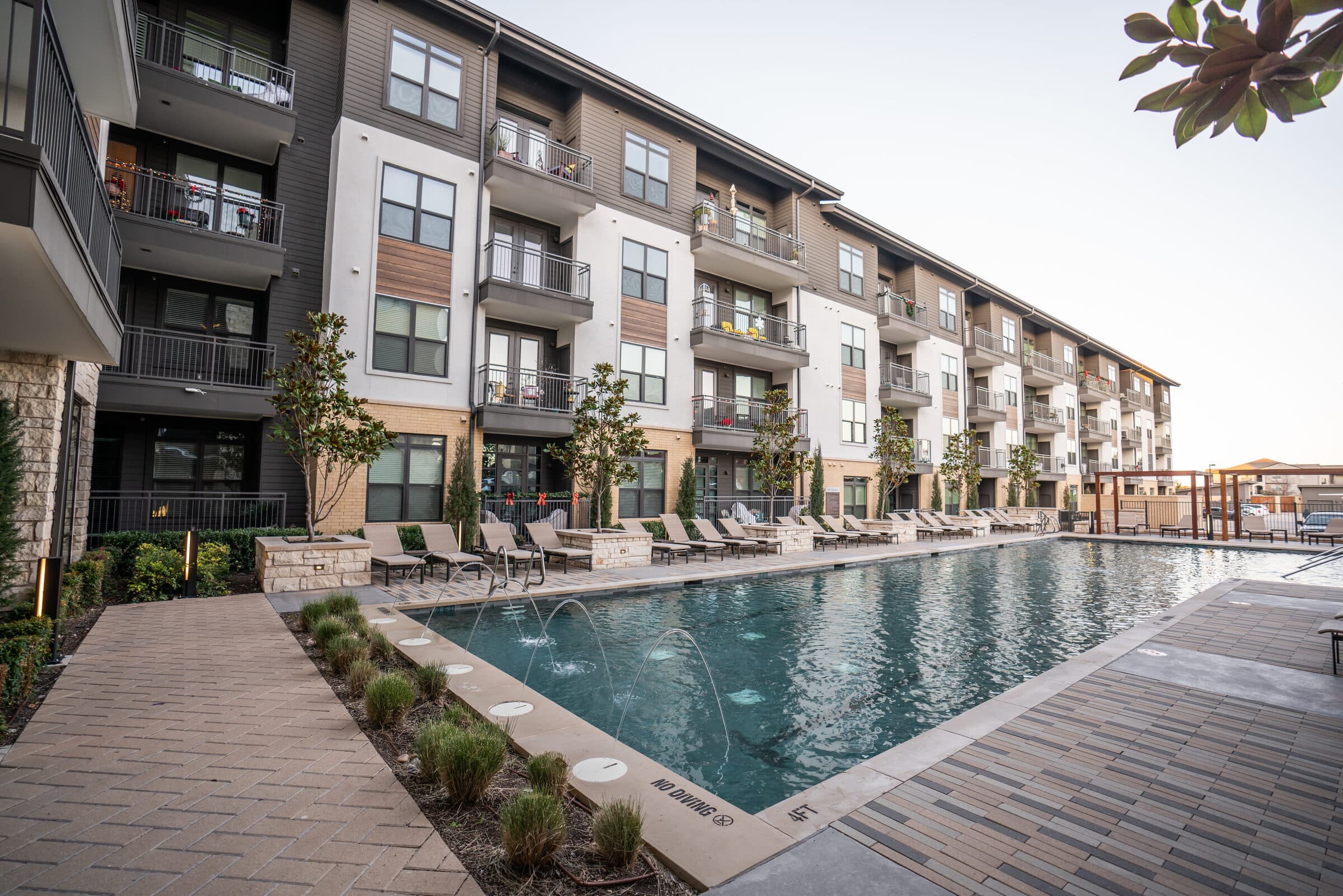 Apartment complex outdoor pool maintained by Trident Aquatic Services in Greater Nashville